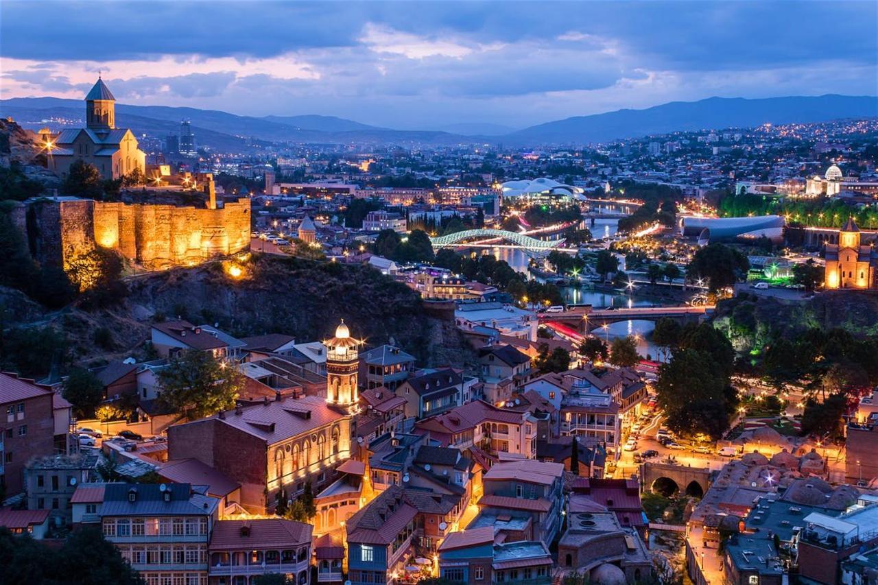 Hotel 2Floors Tbilisi Exterior foto